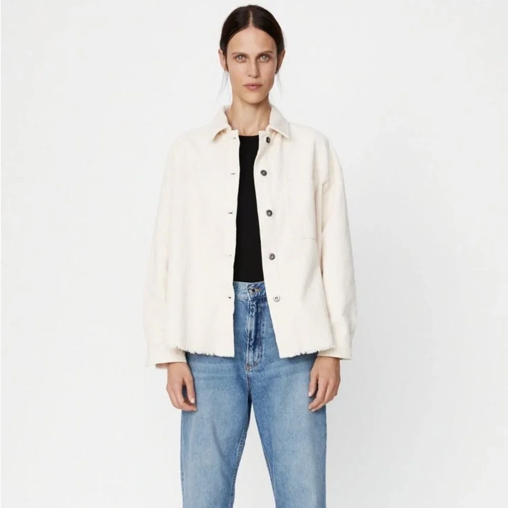 Zara Corduroy Shirt Jacket Raw‎ Hem in Cream Size Extra Small